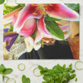 Rosa Lilie Küchentuch (Gefaltet)