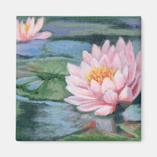Rosa Lilien auf Grüntönen und Magnet