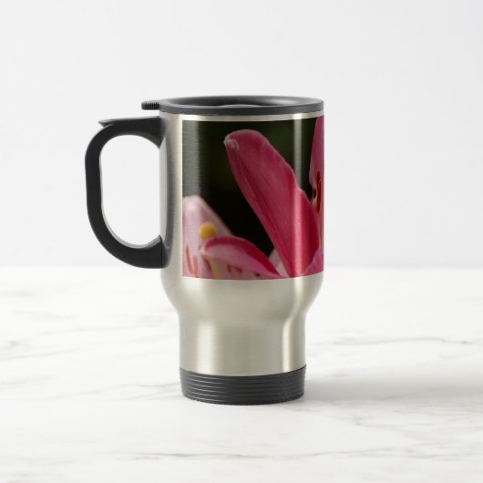Rosa Lilien-Tasse Reisebecher (Links)