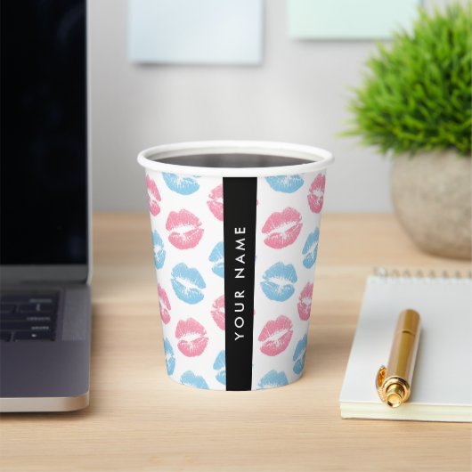 Rosa Lippen, blaue Lippen, Kuss, Ihr Name, persona Pappbecher (InSitu)