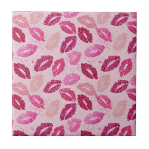Rosa Lippenstift-Kuss nahtloses Muster Fliese