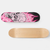 Rosa lodernder Schädel Skateboard (Horizontal)