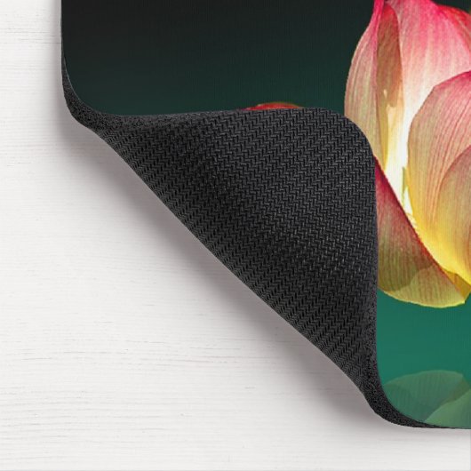Rosa Lotus in voller Blüte mit Om, Mousepad (Ecke)