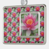 Rosa Lotus Wasserlilie Rahmen-Ornament Silber (Links)
