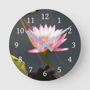 Rosa Lotus-Wasserlilie Runde Wanduhr