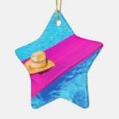 Rosa Luft mattrass mit Hut im Swimmingpool Keramikornament (Links)