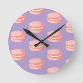 Rosa Macarons Runde Wanduhr (Vorderseite)