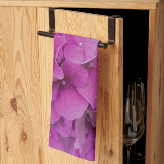 Rosa Magenta-Hydrangeas-Rose Geschirrtuch (Drittel gefaltet)