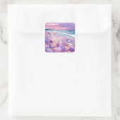 Rosa Meerblase am Strand. Quadratischer Aufkleber (Tasche)