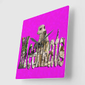 Rosa Meerkat mit Meerkats Logo Design, Quadratische Wanduhr (Winkel)