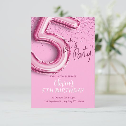 Rosa moderne Confetti 5. Geburtstag Einladung (Stehend Vorderseite)