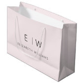 Rosa Modernes Minimalistisches Monogramm Große Geschenktüte (Vorderseite Schrägansicht)