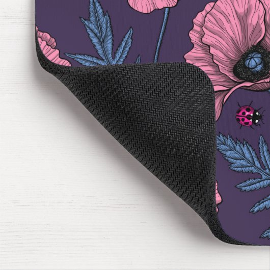 Rosa Mohn auf dunkelviolett Mousepad (Ecke)