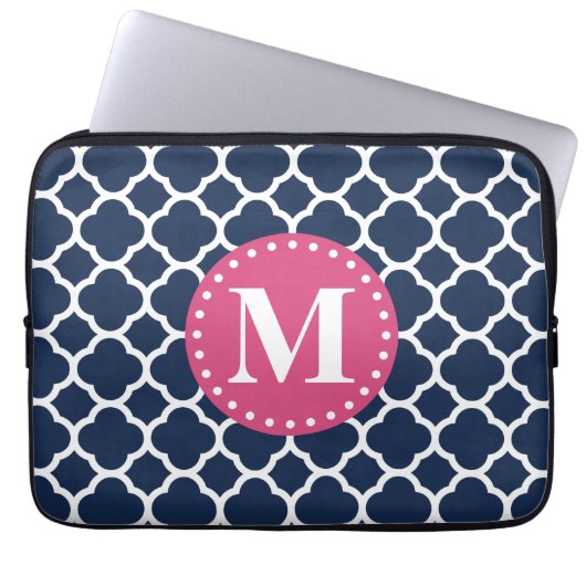 rosa Mongram Navy Quatrefolienmuster Laptopschutzhülle (Vorderseite)
