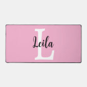 Rosa Monogramm-Name-Script personalisiertes Design Schreibtischunterlage (Vorderseite)