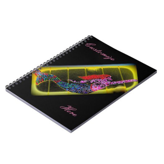 Rosa-Mosaik-Meerjungfrau Notizblock (Linke Seite)