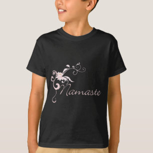 Rosa Namaste mit Rollen und Wirbel T-Shirt