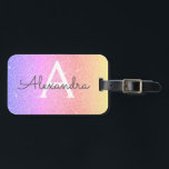 Rosa - Name des Lila Glitzer Gepäckanhänger<br><div class="desc">Rosa und Lila Ombre Pastel Sparkle Glitzer Monogram Name und erste Gepäckmarke. Diese Taschenmarke ist ideal für Zurück in die Schule, Arbeit oder Reisen. Der rosa und Lila Gepäcktag ist auch ein großartiges Gastgeschenk für Hochzeiten, Geburtstage, Brautpartys, Flitterwochen oder Junggeselinnen-Abschiede. Bitte kontaktieren Sie den Designer, um passende Artikel zu erhalten....</div>