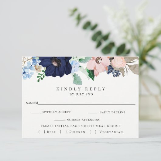 Rosa + Navy Floral Wedding RSVP Meal Choice Card (Stehend Vorderseite)
