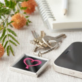 Rosa Neon Heart Schlüsselanhänger (Seite)