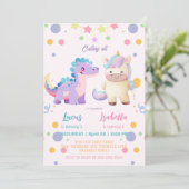 Rosa Niedliche Einhorndinosaurier Regenbogen Gebur Einladung (Stehend Vorderseite)