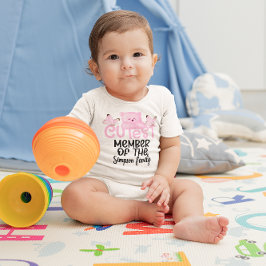 Rosa Niedlicher Familienmitglied Baby Strampler