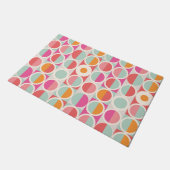 rosa Orange Blaues geometrisches Muster Fußmatte (Schrägansicht)