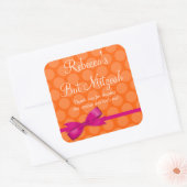 Rosa Orange Polka Dot Printed Bow Bat Mitzvah Quadratischer Aufkleber (Umschlag)