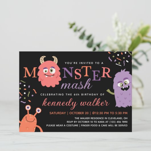 Rosa Orangen-Monster-Mash-Halloween-Party Einladung (Stehend Vorderseite)