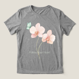 Rosa Orchideenblüten Minzgrüne Motte Tri-Blend Shirt