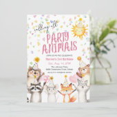 Rosa Party Waldtiere in Party Hats Geburtstag Einladung (Stehend Vorderseite)