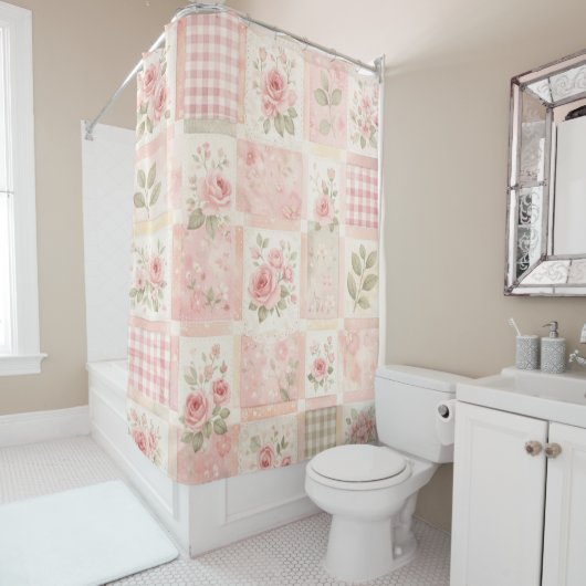 Rosa Pastell Blumen- und Gingham-Quilt-Patchwork Duschvorhang (Beispiel)