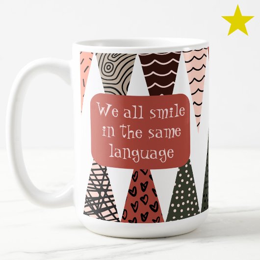 Rosa Patchwork-Flagge Kritzel-Muster Liebesphrase Kaffeetasse