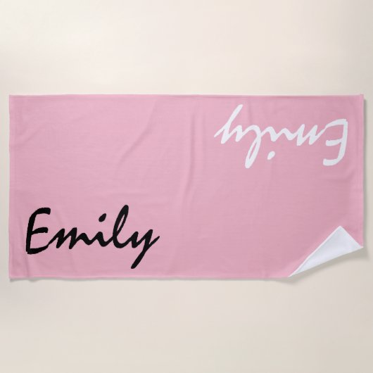 Rosa Personalisiertes Badetuch (Vorderseite)