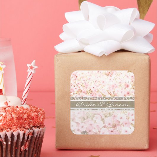 Rosa Petunia auf eleganten, weißen, glänzenden Auf Quadratischer Aufkleber (Party)