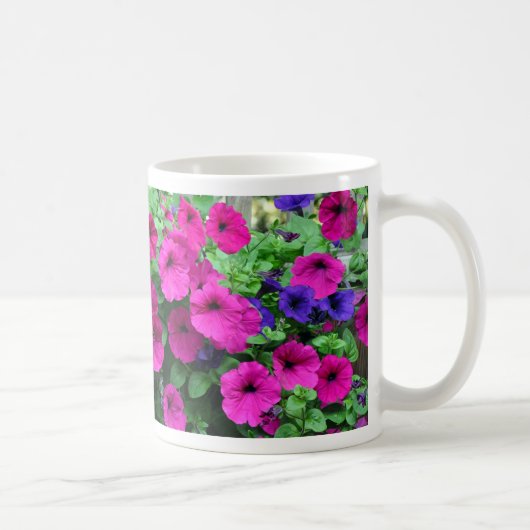 Rosa Petunia Schönheit Kaffeetasse (Rechts)