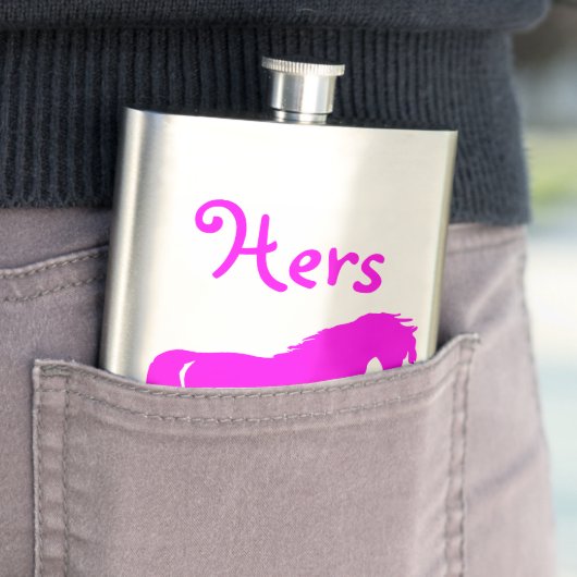 Rosa Pferd "Hers" Flachmann (Beispiel)