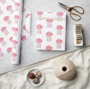 Rosa Pfingstrosen und Parfüm Floral Geschenkpapier