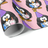 Rosa Pinguin-Geburtstags-Geschenk-Verpackung Geschenkpapier (Rolleneckpunkt)