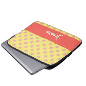 Rosa Polka-Punkte auf Gelb Laptopschutzhülle (Vorne Knopf)