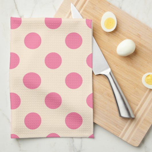 Rosa Polka-Punkte auf Sahne Küchentuch (Viertel Falte)