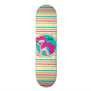 Rosa Pony, heller Regenbogen Streifen Skateboard