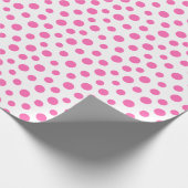 Rosa Punkte auf weißem Wrapping Paper Geschenkpapier (Ecke)