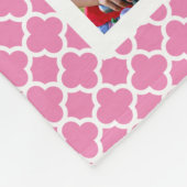 Rosa Quatrefoi personalisiertes Fleecedecke (Ecke)