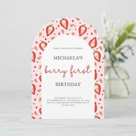 Rosa Red Berry First Birthday Arch Foto Einladung (Stehend Vorderseite)