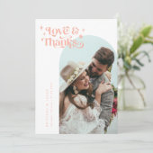 Rosa Retro Liebe und Dank White Arch Wedding Dankeskarte (Stehend Vorderseite)