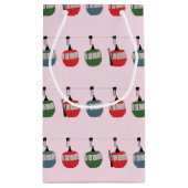 Rosa Retro Skilift Illustration Skier Kleine Geschenktüte (Rückseite)