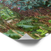 Rosa Rhododendren auf Baumstumpf Poster (Ecke)