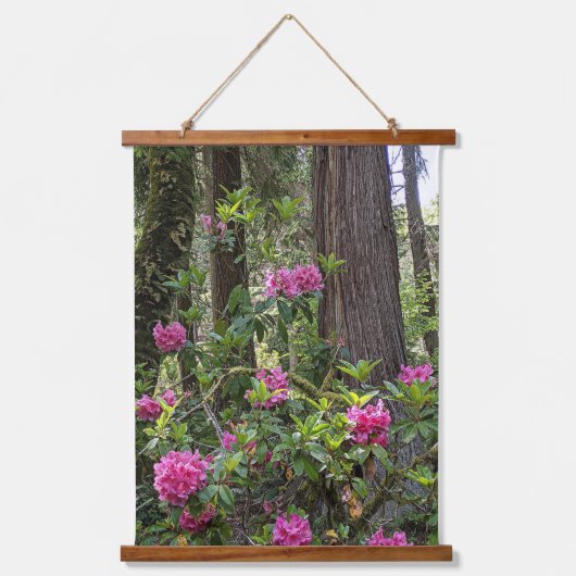 Rosa Rhododendron im Wald Wandteppich Mit Holzrahmen (Vorderseite)
