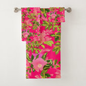 Rosa rosa angesagt, rosa wilde Rose angesagt Badhandtuch Set (Insitu)